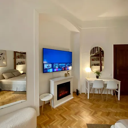 Romantic Centre Flat - Alexandra Budapest